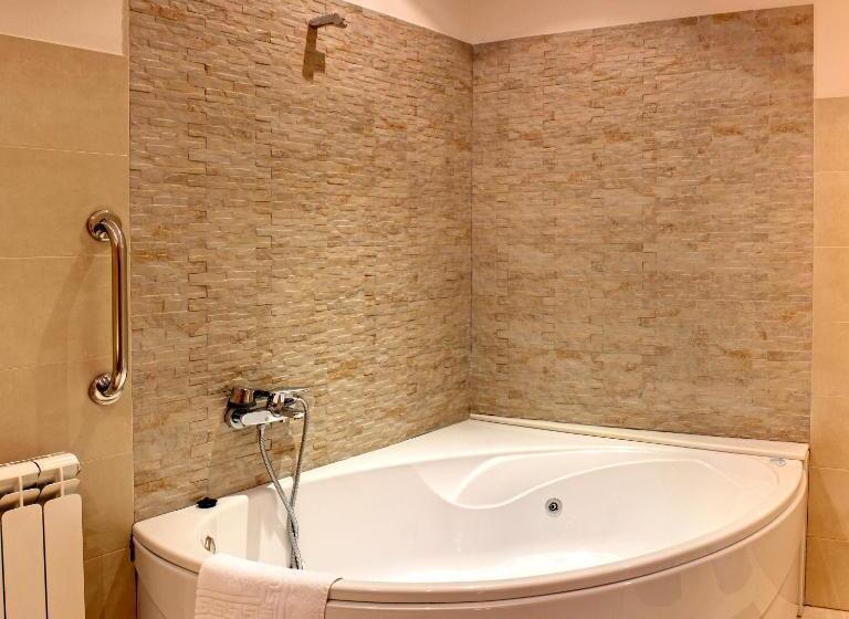 דירת חדר, La Montaña Mágica Hotel Rural