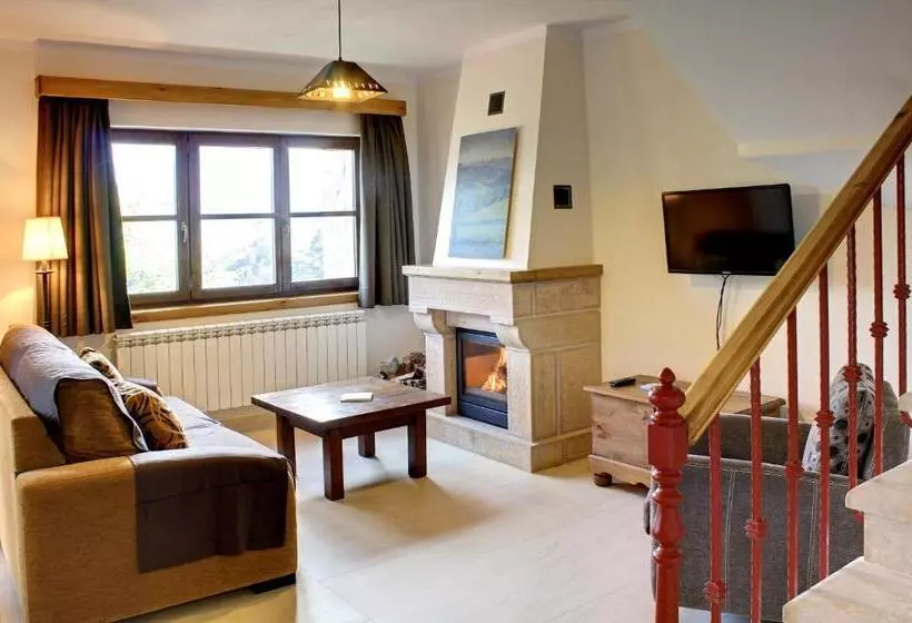 آپارتمان 2 خوابه, La Montaña Mágica Hotel Rural