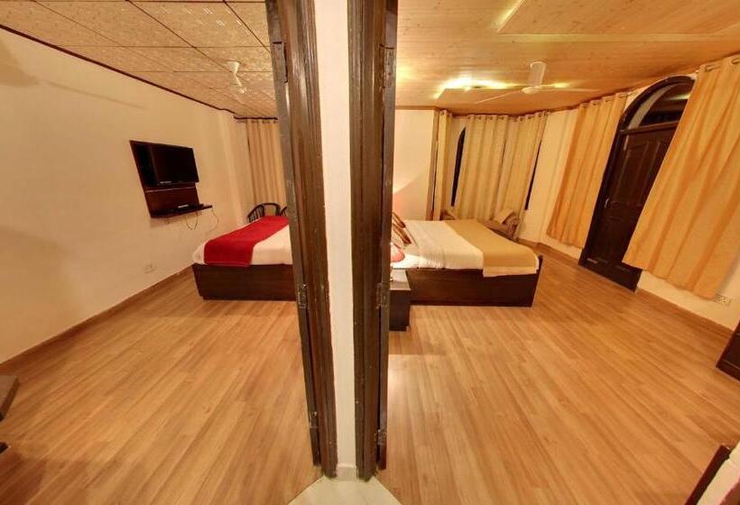 سوییت خانوادگی, Vilãsa Lall Ji Resort