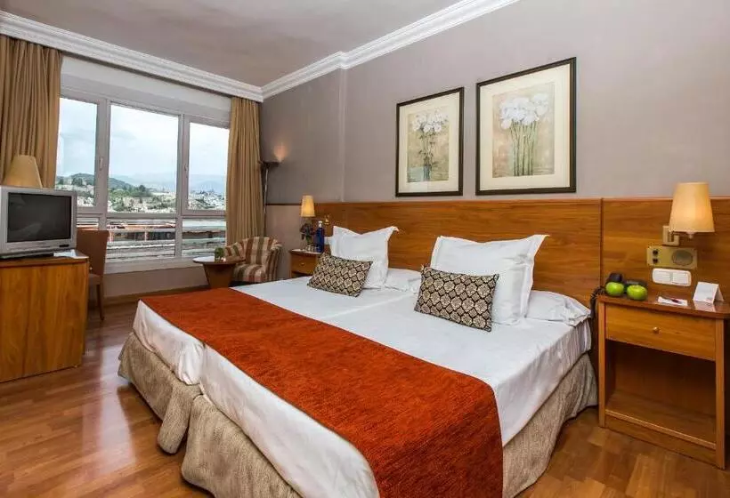 Chambre Triple Supérieure, Sercotel HMO Martina