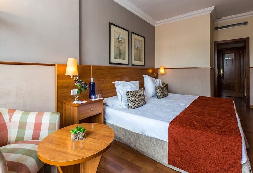 スーペリアールーム, Leonardo Hotel Granada
