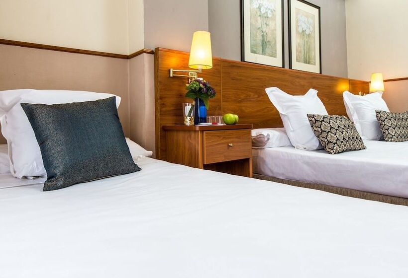 コンフォートトリプルルーム, Leonardo Hotel Granada