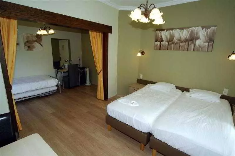 スイート, New Hotel De Lives