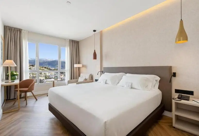 Standard Room with Balcony, Sercotel HMO Martina