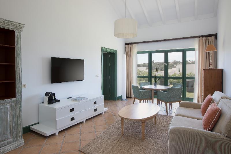 ジュニアスイート, So/ Sotogrande Spa & Golf Resort