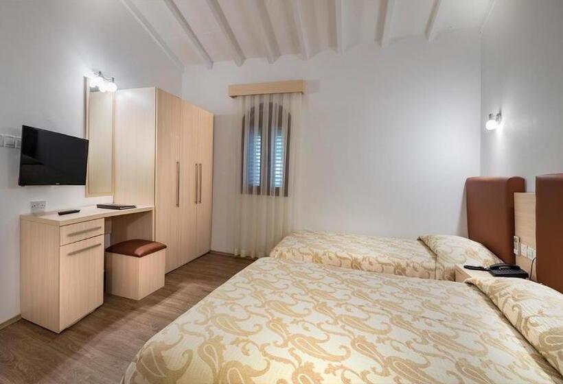 בקתה סטנדרטית, Acapulco Resort