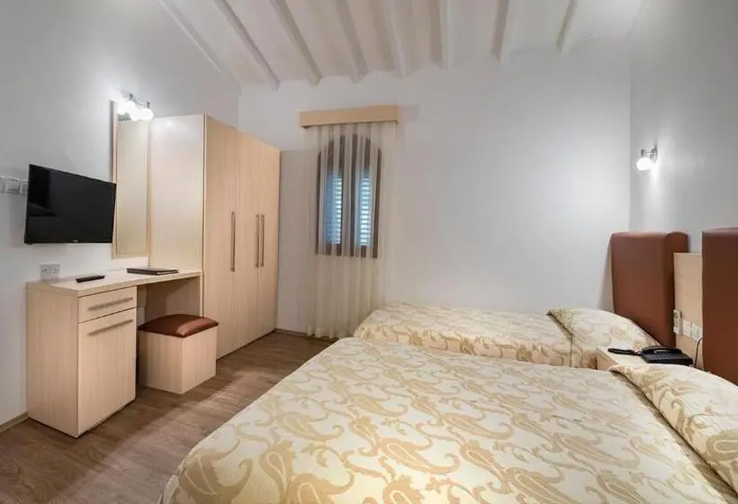 スタンダードバンガロー, Acapulco Resort