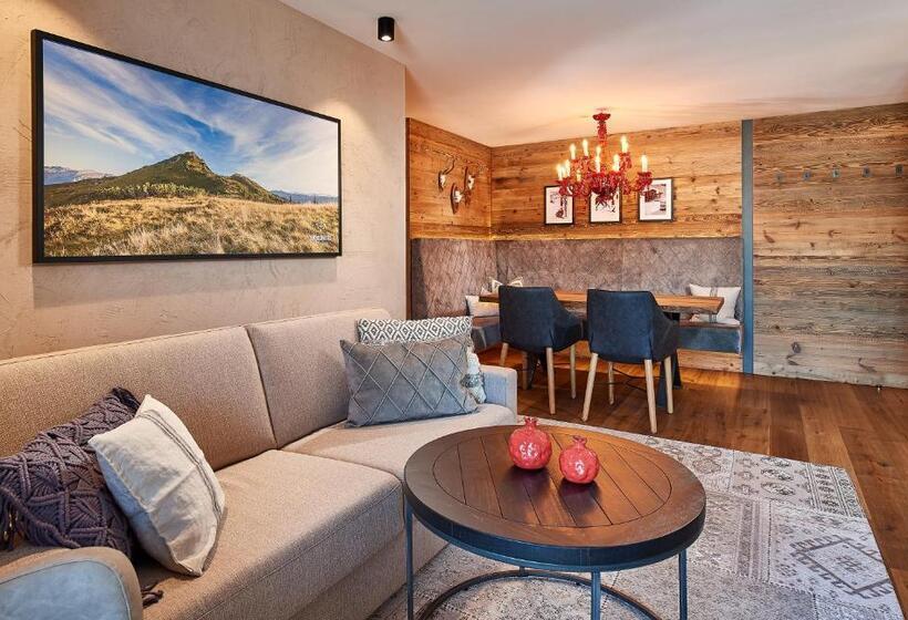 סוויטת 3 חדרי שינה, Das Goldners