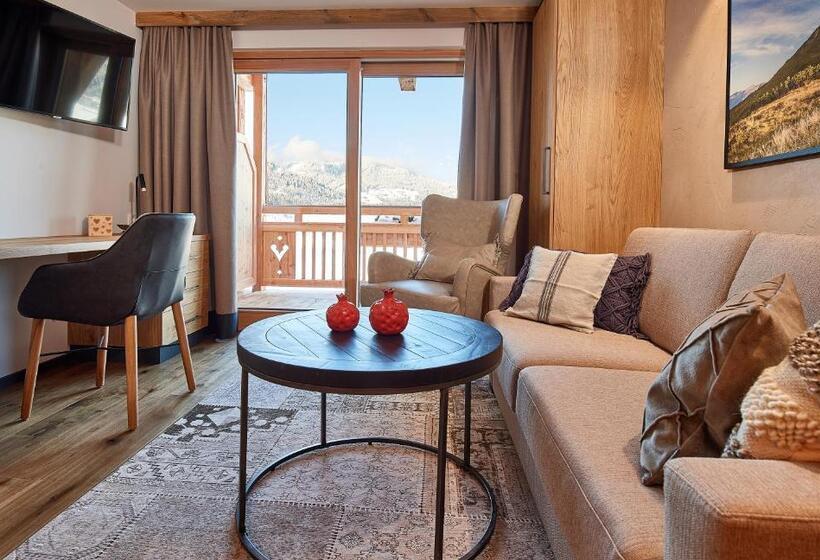 סוויטת 3 חדרי שינה, Das Goldners