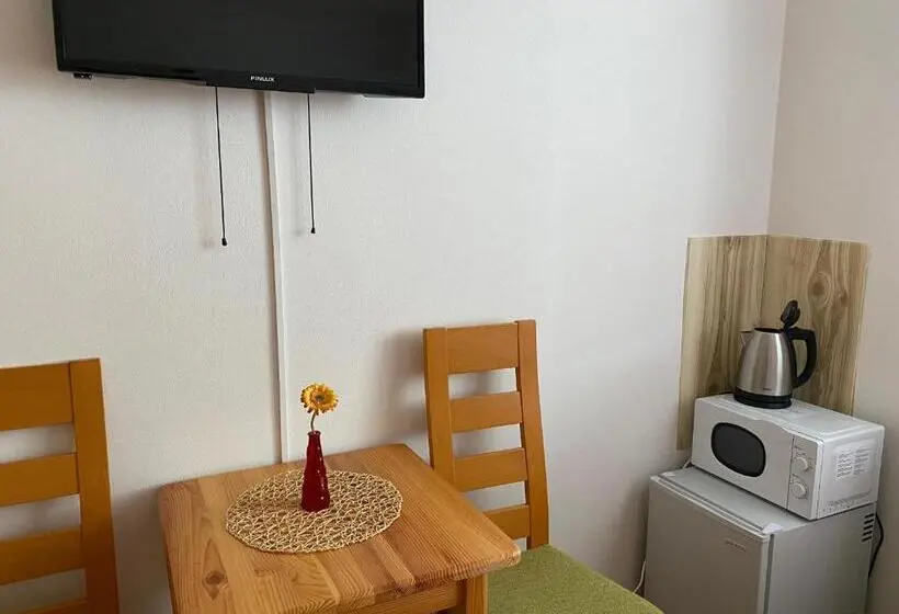 スタンダードルーム, Rybářská Restaurace A Penzion U Horáků