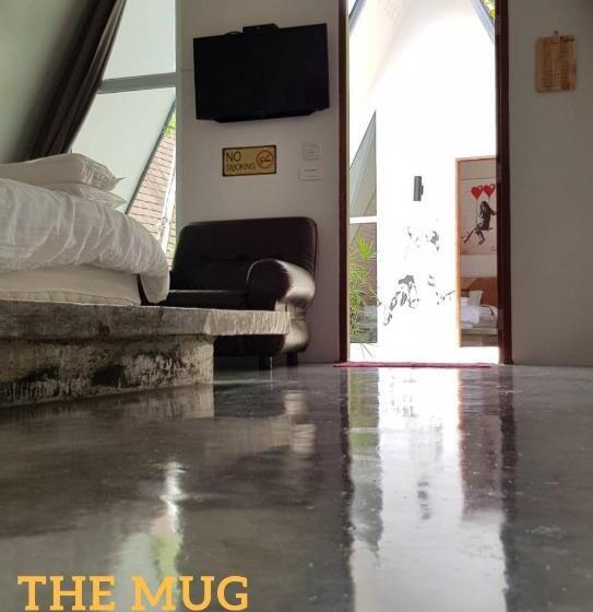 高级大房间, The Mug Resort