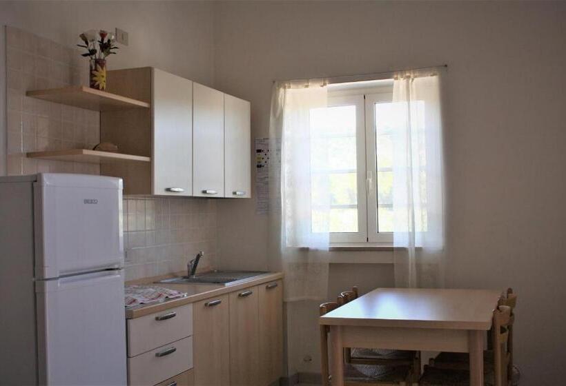 Дом 2 Спальни, Vila Sejuda
