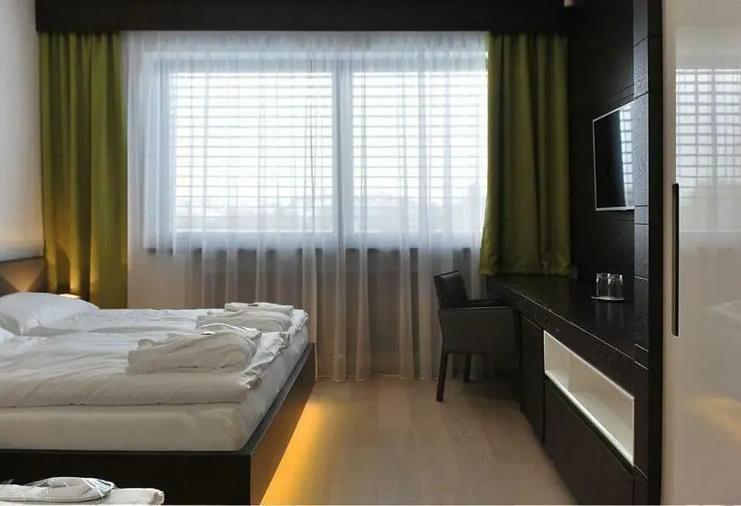 デラックスルーム, Harmony Medical & Wellness Free Parking, 1,8km From The Center