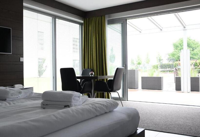 بنجلو قياسى مطلّ علي الحديقة, Harmony Medical & Wellness Free Parking, 1,8km From The Center