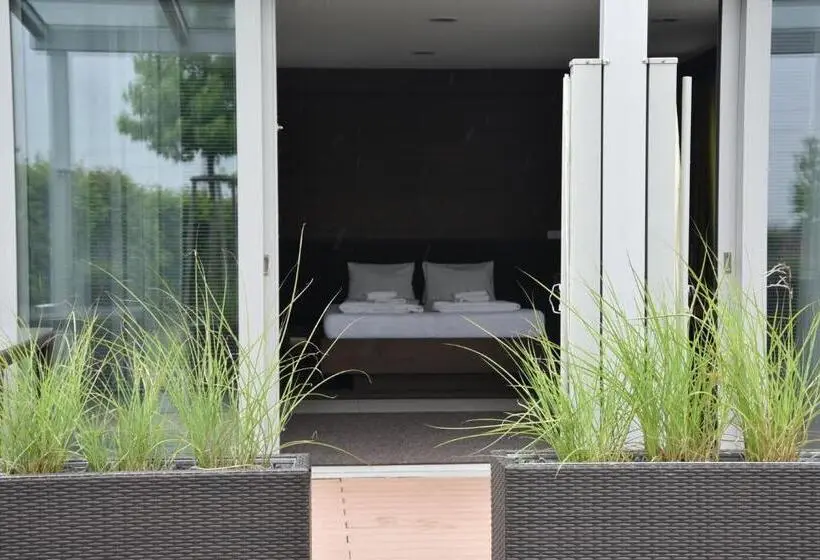 ガーデンビューのスタンダードバンガロー, Harmony Medical & Wellness Free Parking, 1,8km From The Center
