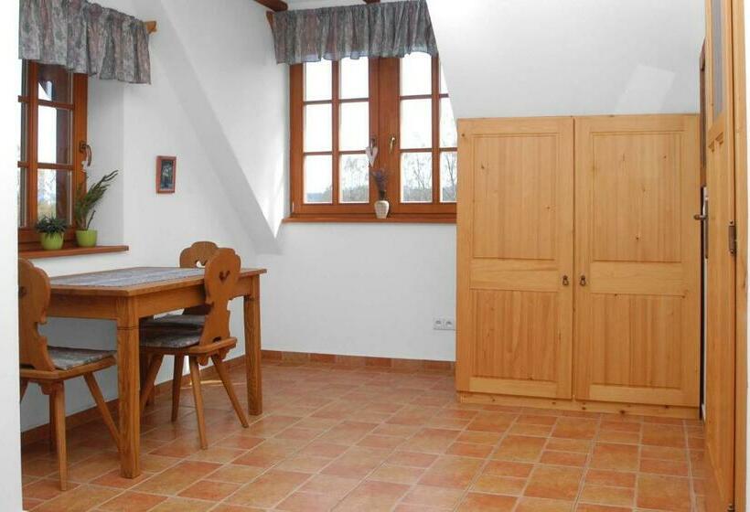 침실 1개 아파트, Hájenka Hraběte Buquoye