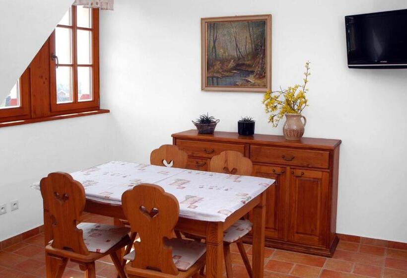 침실 1개 아파트, Hájenka Hraběte Buquoye