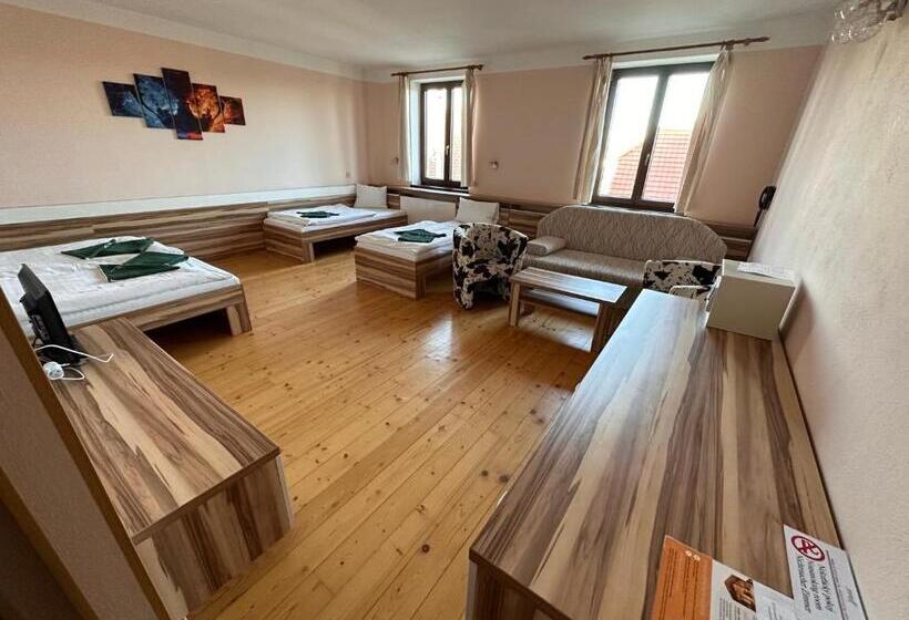 4인용 스탠다드 룸, N