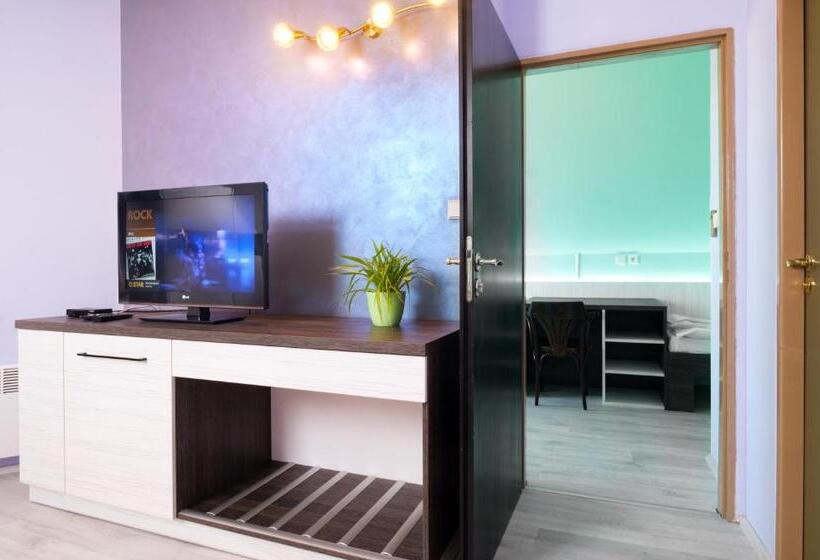 침실 2개 아파트, N