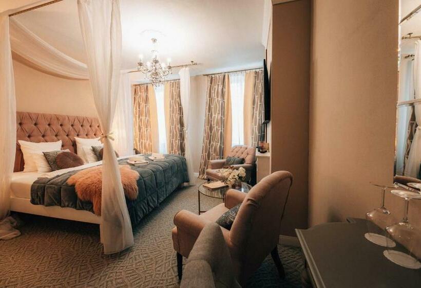 バスタブ付きデラックスルーム, Telč