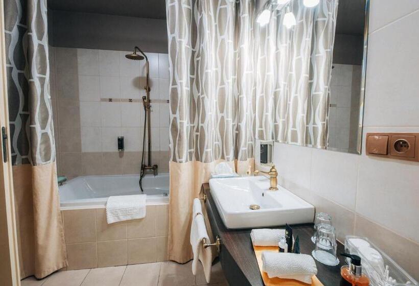 Номер Deluxe с Гидромассажем, Telč