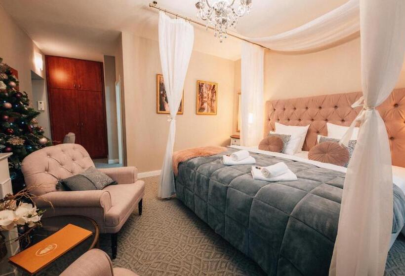 Номер Deluxe с Гидромассажем, Telč