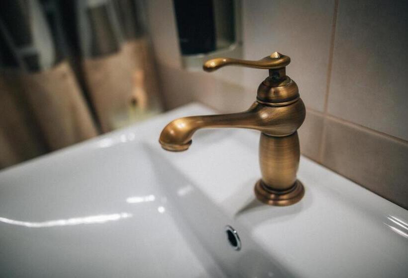 バスタブ付きデラックスルーム, Telč