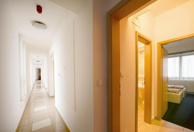 استودیو ساده, Penzion Markéta Chrudim