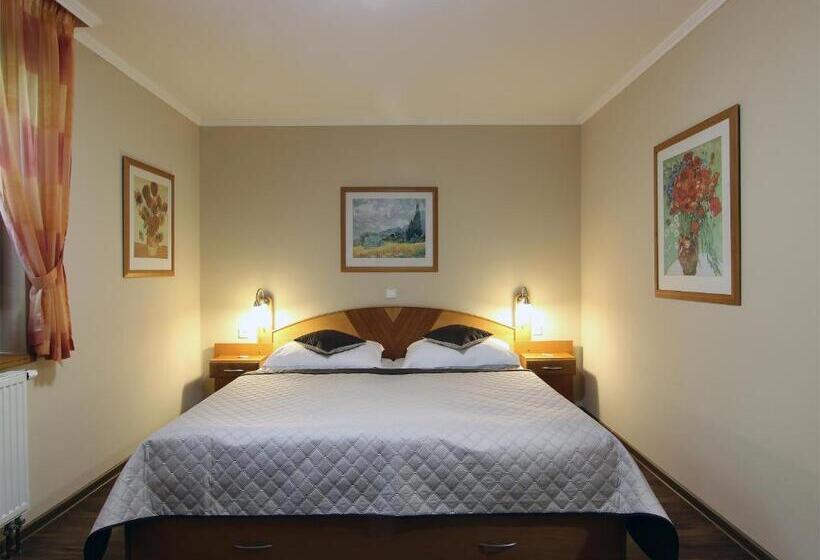 غرفة قياسية, Penzion U Vlků