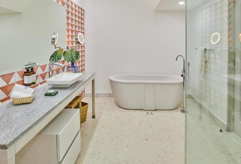Suite Deluxe, Luxury Patio Azul