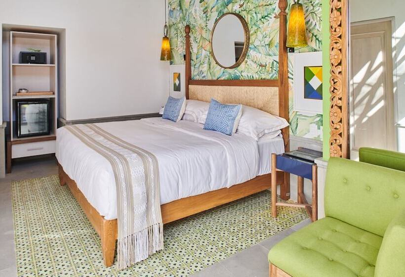 Suite Deluxe Lit King Size, Luxury Patio Azul