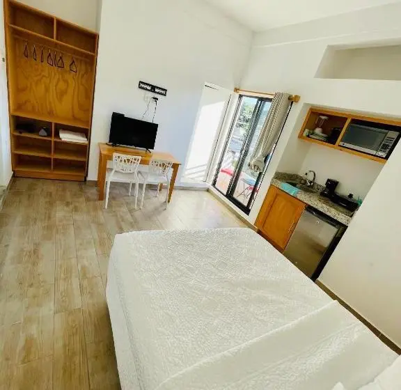 Standard-studio, Suitesmb