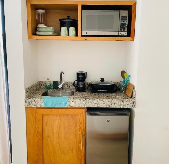 Escritório Estándar, Suitesmb