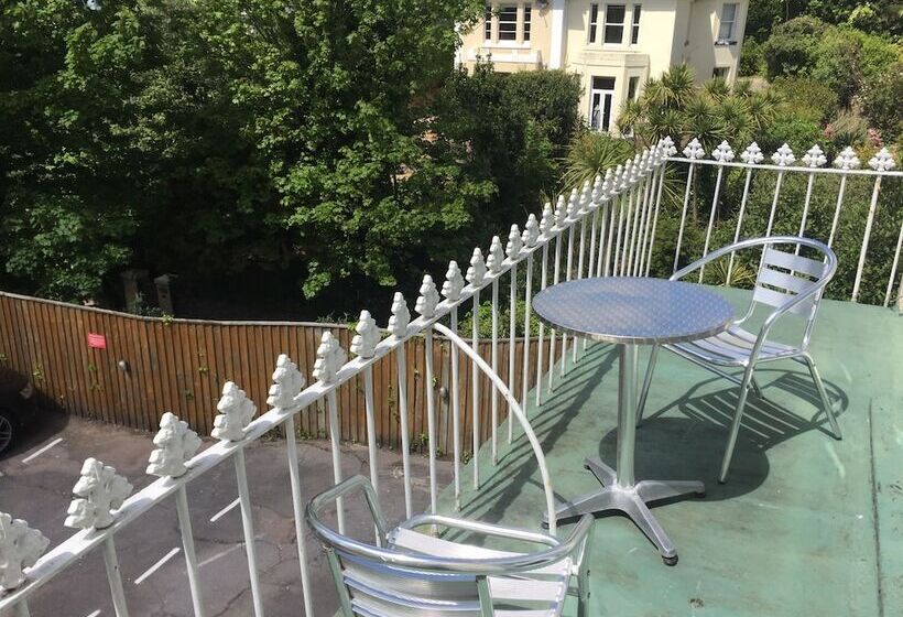 スタンダードルーム, Acorn Lodge