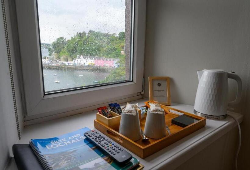 Номер Стандарт Вид на Море, Coolin View