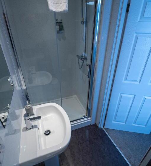 Семейный Номер Боковой Вид на Море, Coolin View