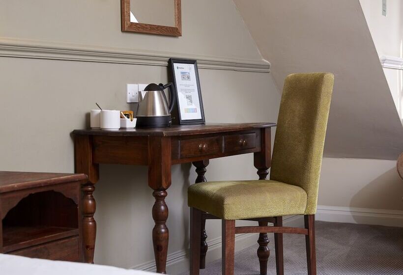 غرفة قياسية, Dog House By Chef & Brewer Collection