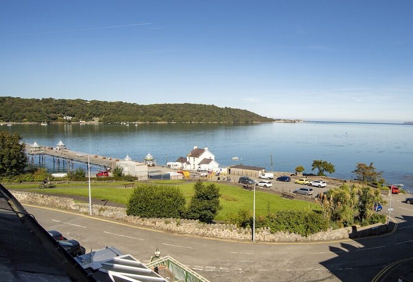 패밀리 룸, Nomi Rooms & Restaurant