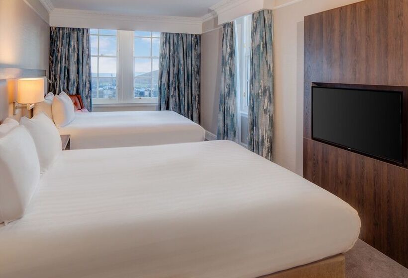 חדר סטנדרט שתי מיטות זוגיות, Hilton Edinburgh Carlton