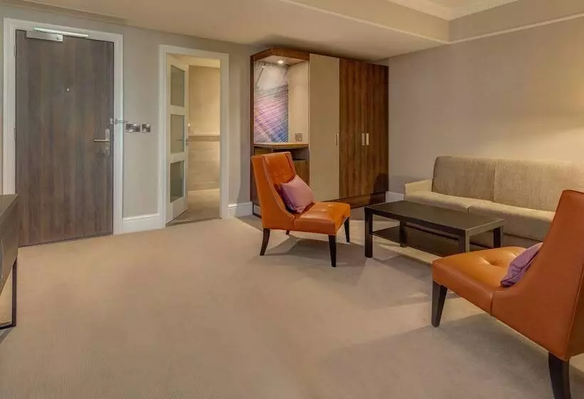 デラックスルーム, Hilton Edinburgh Carlton