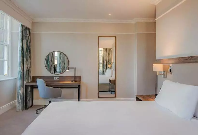 デラックスルーム, Hilton Edinburgh Carlton