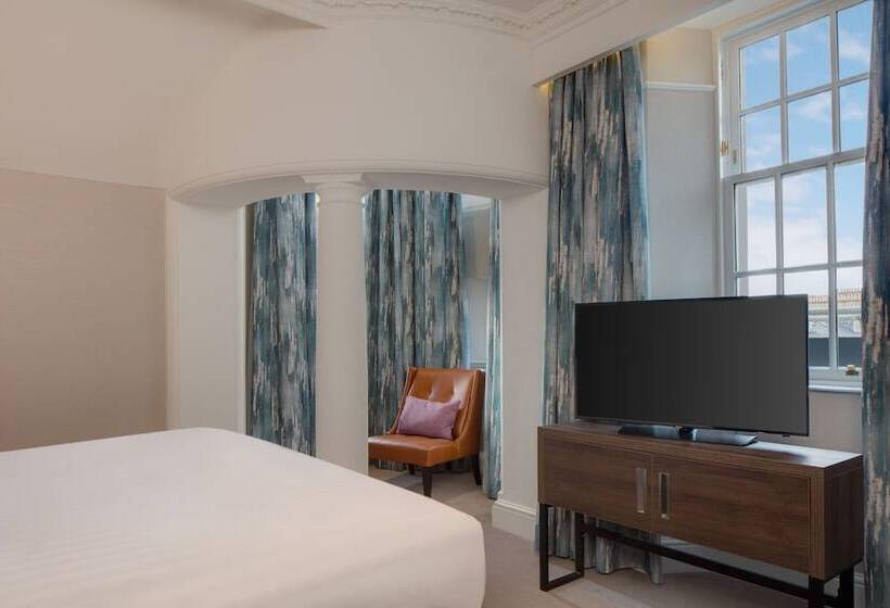 Номер Executive, Hilton Edinburgh Carlton