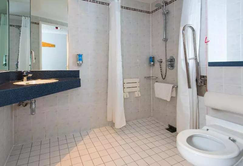 Standard-invahuone, Holiday Inn Express Derby Pride Park, An Ihg