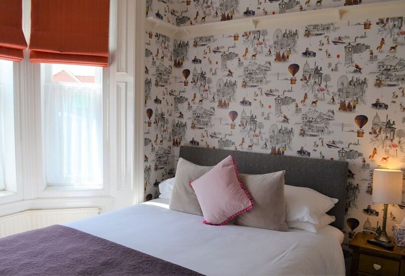 Номер Стандарт, Holmlea