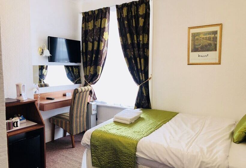 غرفة قياسية فردية, Ilfracombe House Hotel   Near Cliffs Pavilion