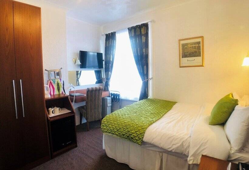 Номер Стандарт Индивидуальный, Ilfracombe House Hotel   Near Cliffs Pavilion