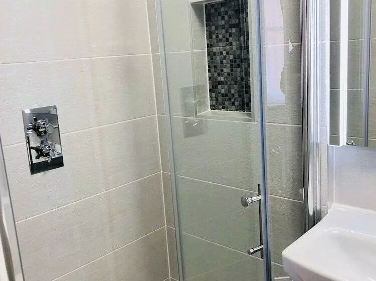 اتاق استاندارد یک نفره, Ilfracombe House Hotel Near Cliffs Pavilion