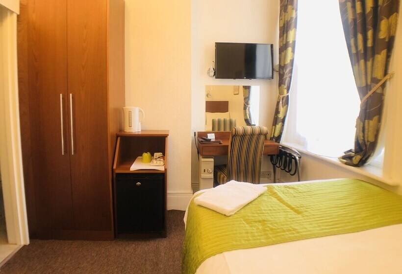 غرفة قياسية فردية, Ilfracombe House Hotel   Near Cliffs Pavilion