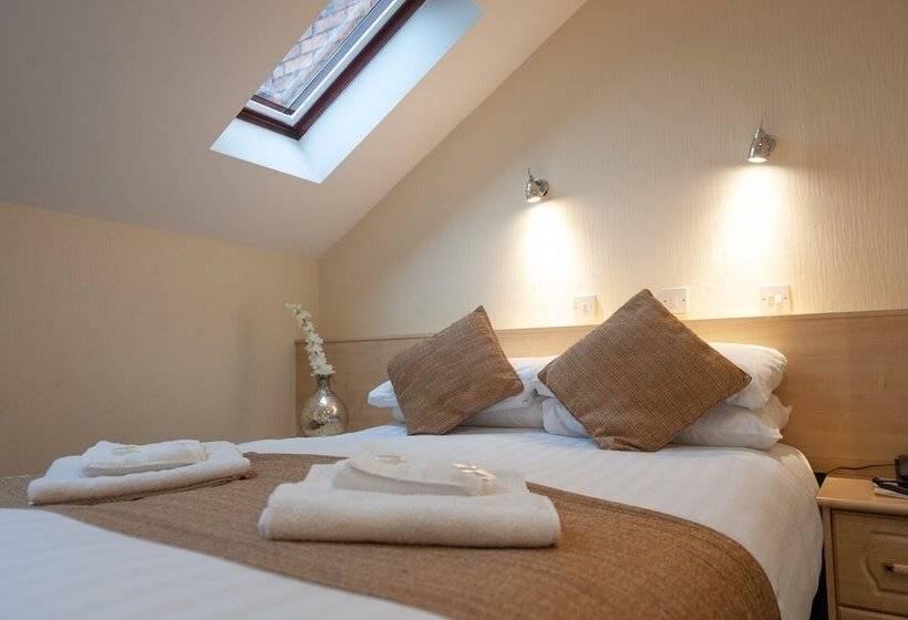 חדר סטנדרט לארבעה, Osborne