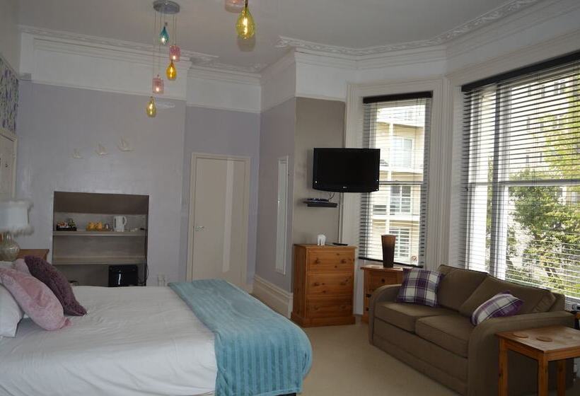 デラックススイート, The Sheldon B&b   Free Private Parking